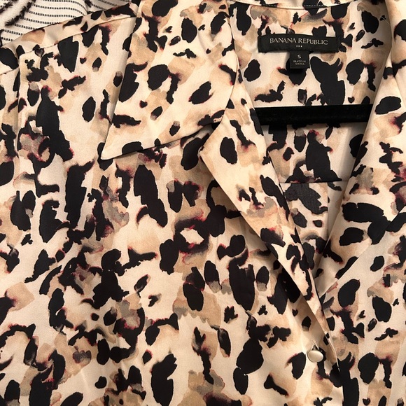 Banana Republic Blouse - Picture 6 of 6